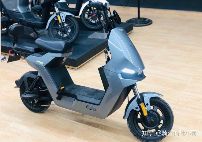 电动车品牌排行榜推荐_电动车新国标选购指南_电动汽车充电器厂家