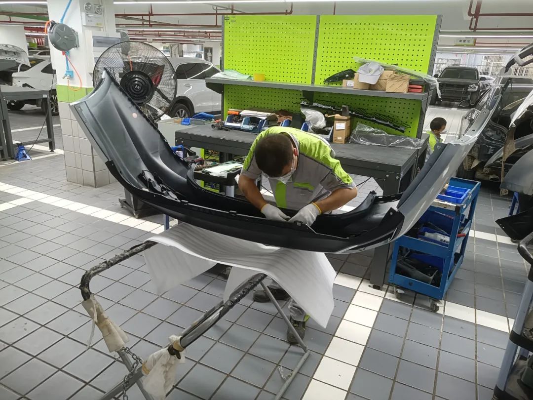 新能源电动汽车维修_新能源汽车售后服务问题_威马4S店倒闭维修难