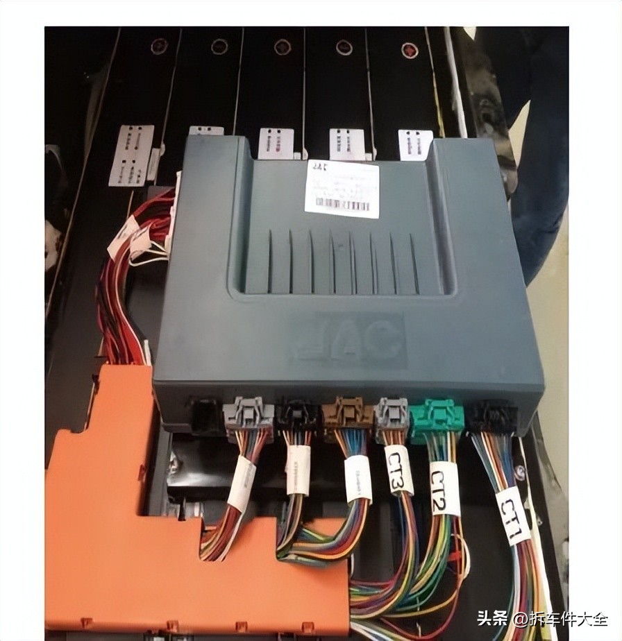 新能源电动汽车电池管理系统故障排除_新能源电动汽车维修_比亚迪唐高压电池采样线故障排除